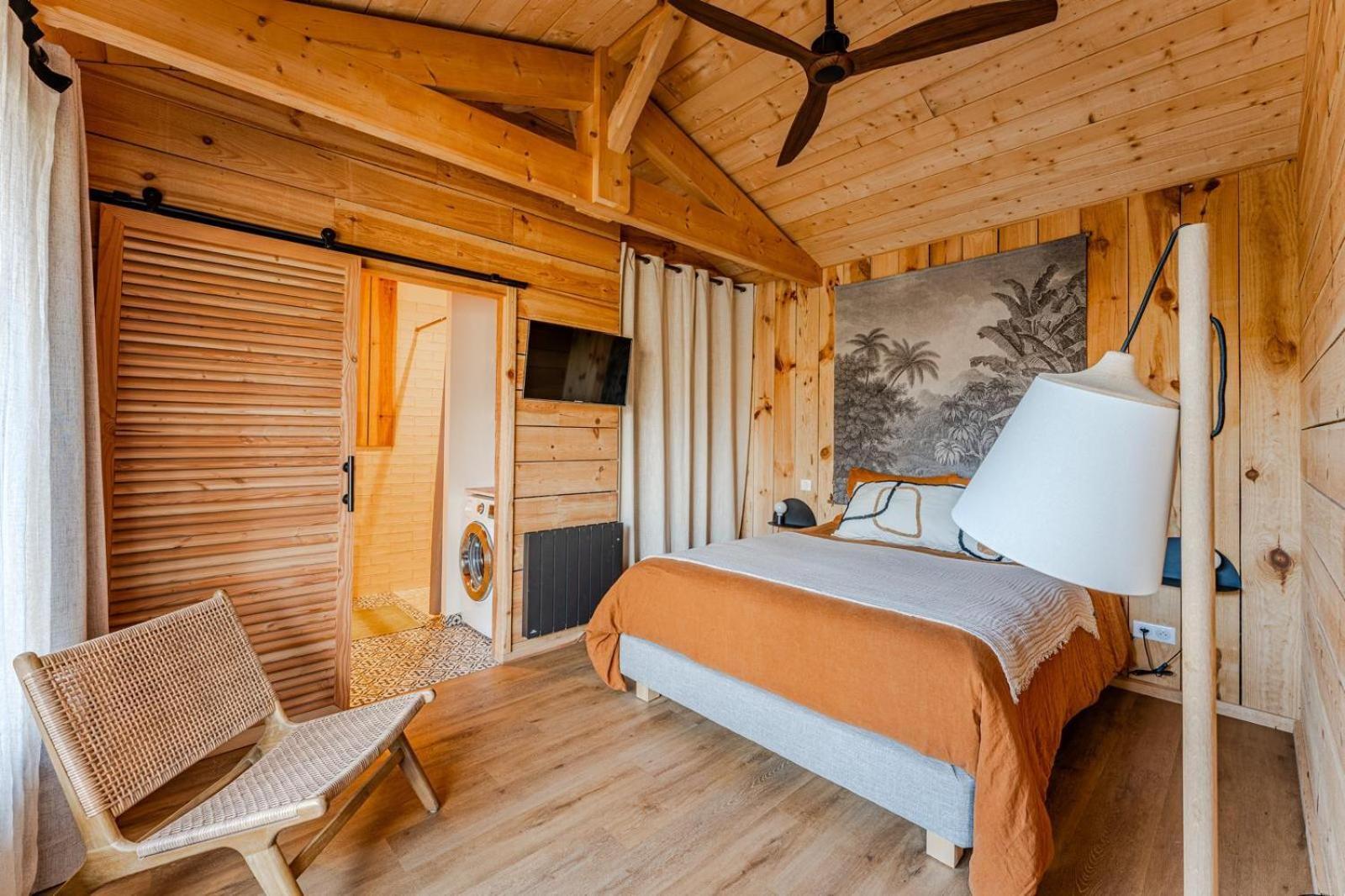 Villacanau Bed & Breakfast *